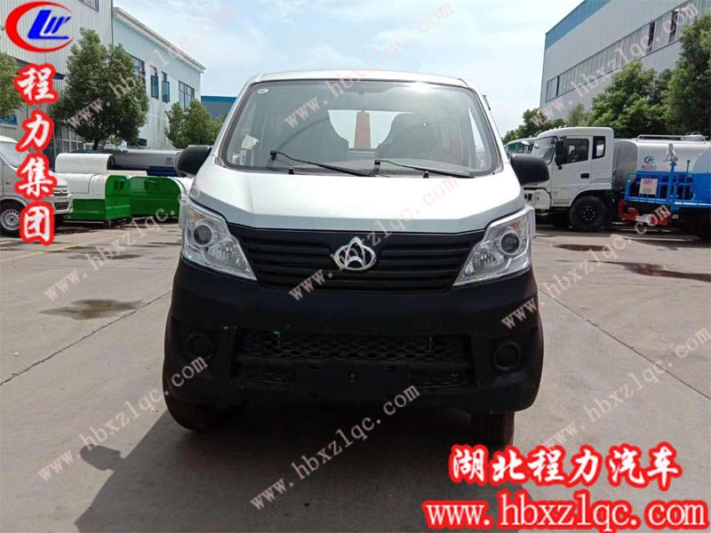 勾臂垃圾車(chē)廠家直銷(xiāo)