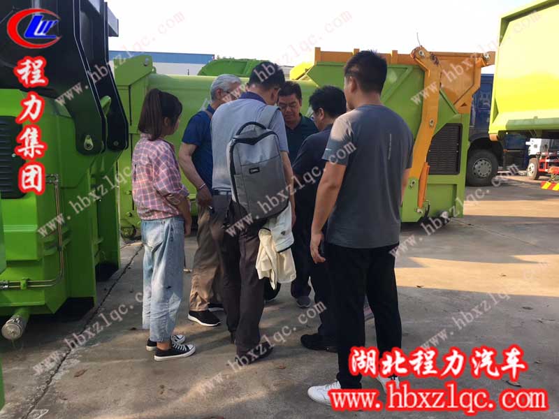 雄赳赳、氣昂昂、跨過太平洋——湖北程力集團(tuán)聯(lián)體壓縮垃圾站出口韓國(guó)啦